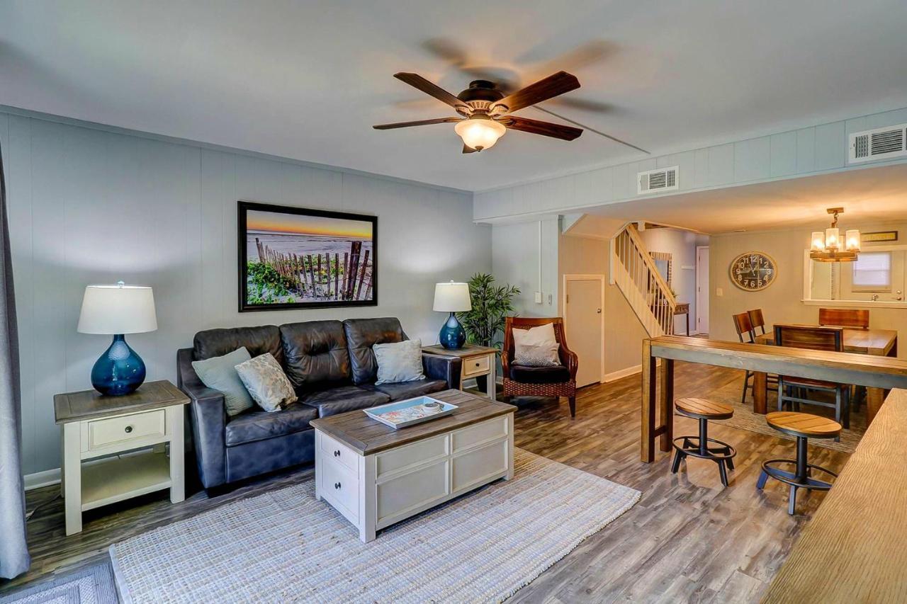 Ocean Villas Deluxe - Oceanfront Villa - Steps To Beach - Great Location - Heated Pool April Hilton Head Island Exterior foto