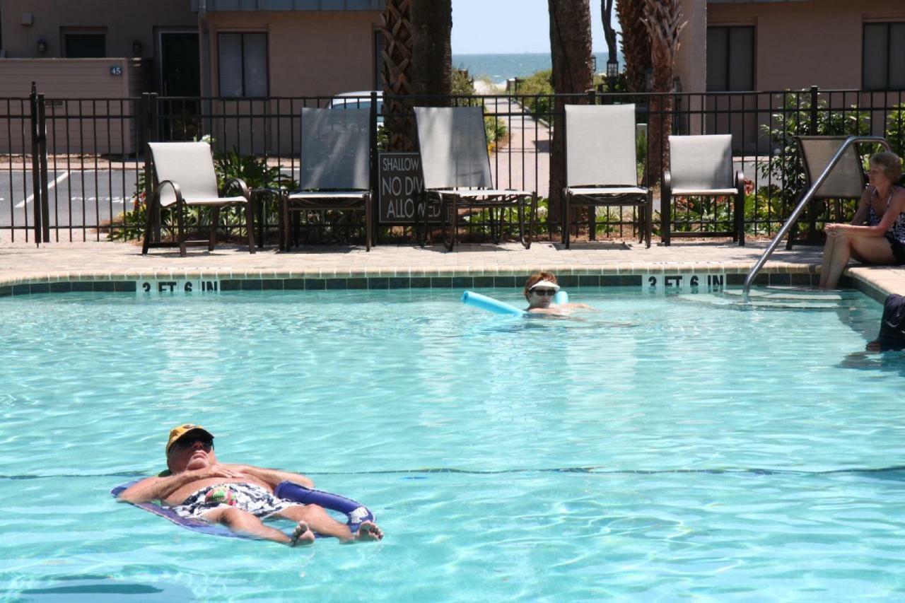 Ocean Villas Deluxe - Oceanfront Villa - Steps To Beach - Great Location - Heated Pool April Hilton Head Island Exterior foto